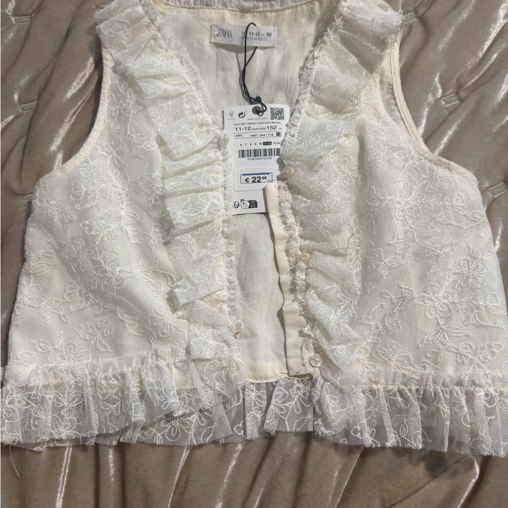Zara Ivory Lace Ruffle Top